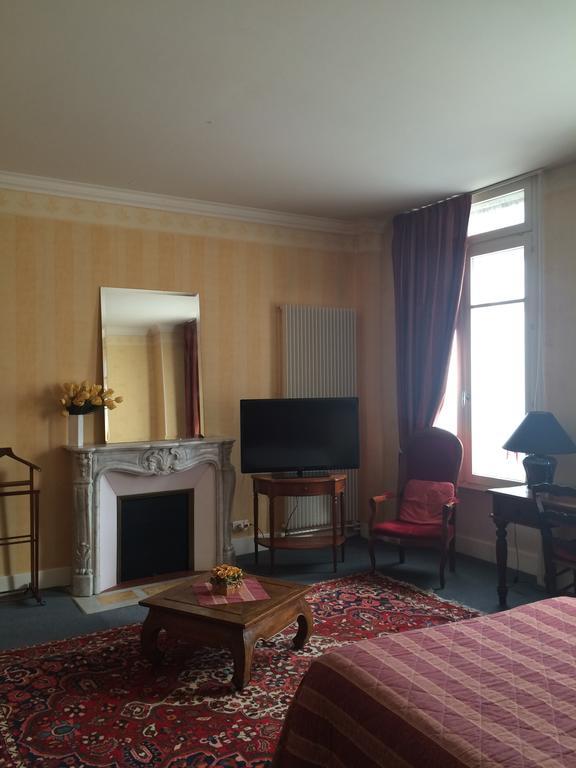Hotel De Paris Charleville-Mézières Εξωτερικό φωτογραφία