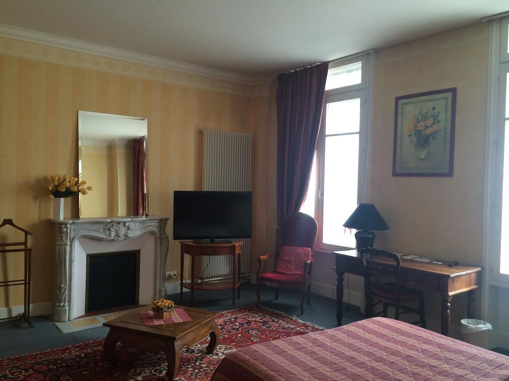 Hotel De Paris Charleville-Mézières Εξωτερικό φωτογραφία