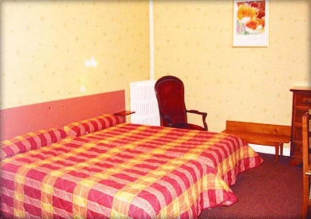 Hotel De Paris Charleville-Mézières Δωμάτιο φωτογραφία